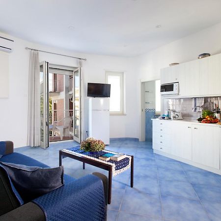 Cafiero Flat Lägenhet Sorrento Exteriör bild