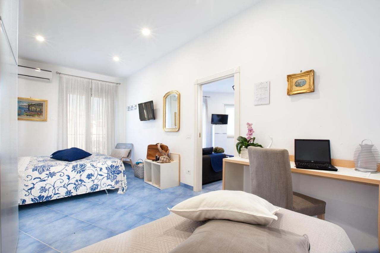 Cafiero Flat Lägenhet Sorrento Exteriör bild