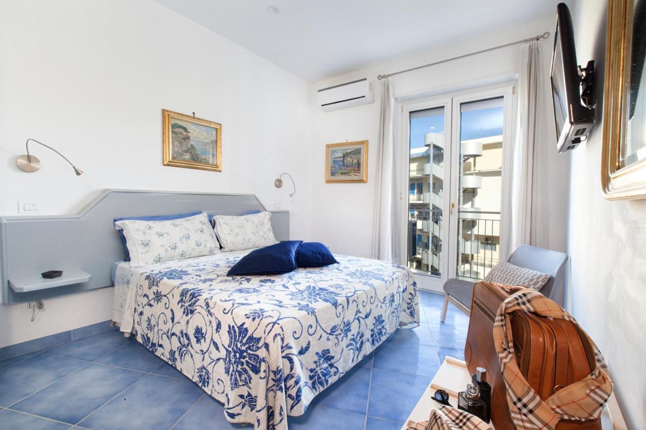 Cafiero Flat Lägenhet Sorrento Exteriör bild