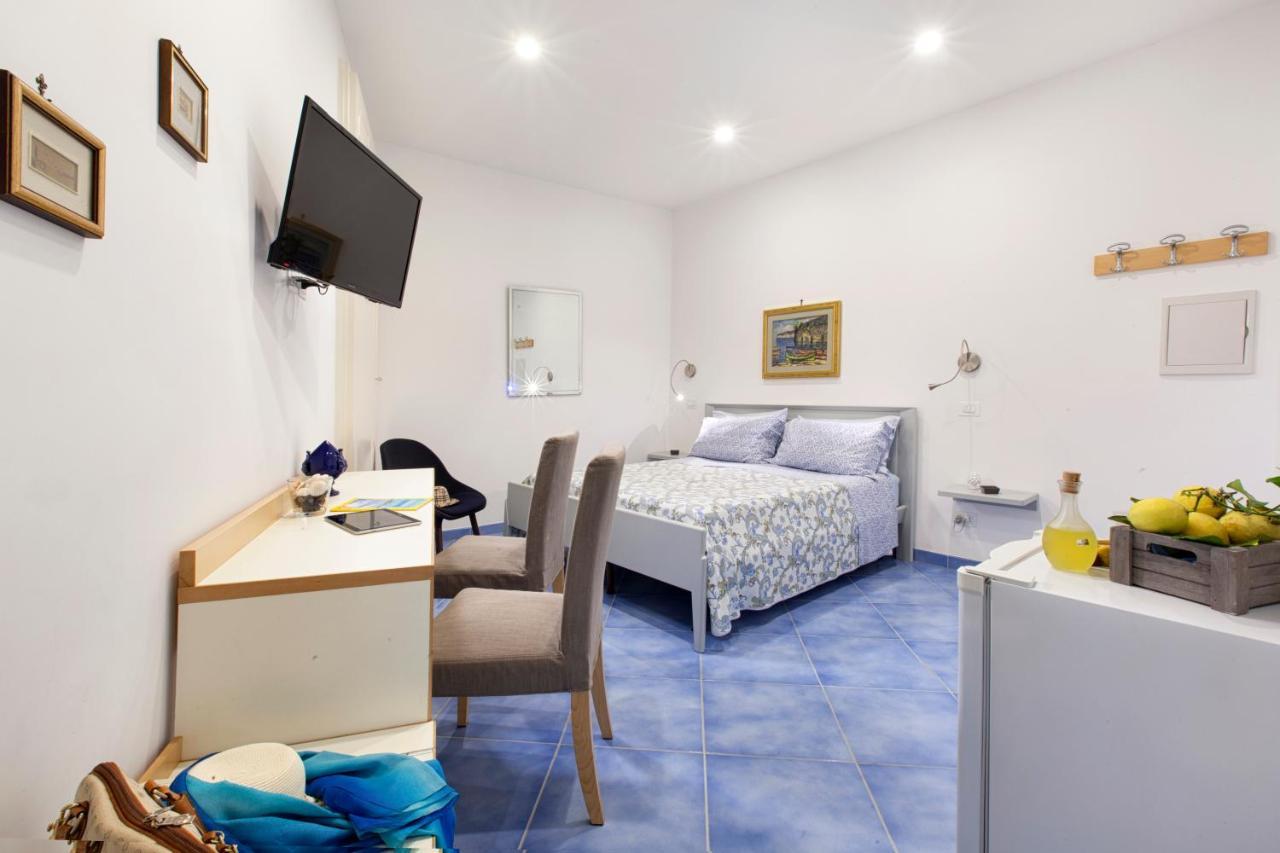 Cafiero Flat Lägenhet Sorrento Exteriör bild